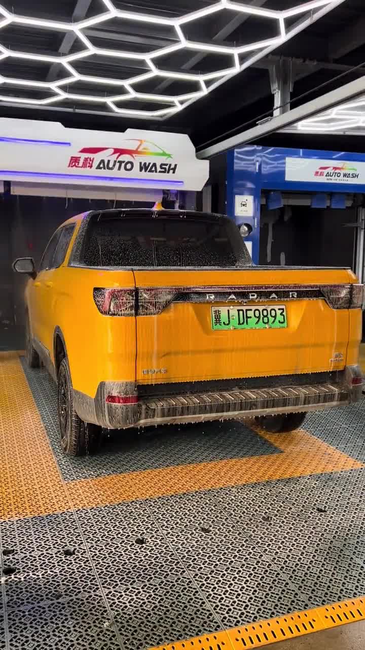 L3-100Pro(TS) Profile-Sensing Touchless Car Wash Machine